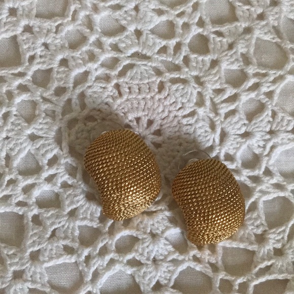 Earrings - Picture 2 of 3